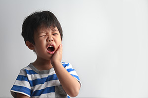 美白牙齒邊間好？專業口腔科醫生為你解答