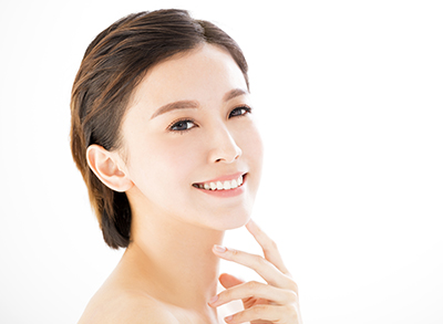 皮膚鬆弛滿臉色斑點算好？美容科專家幫你解決